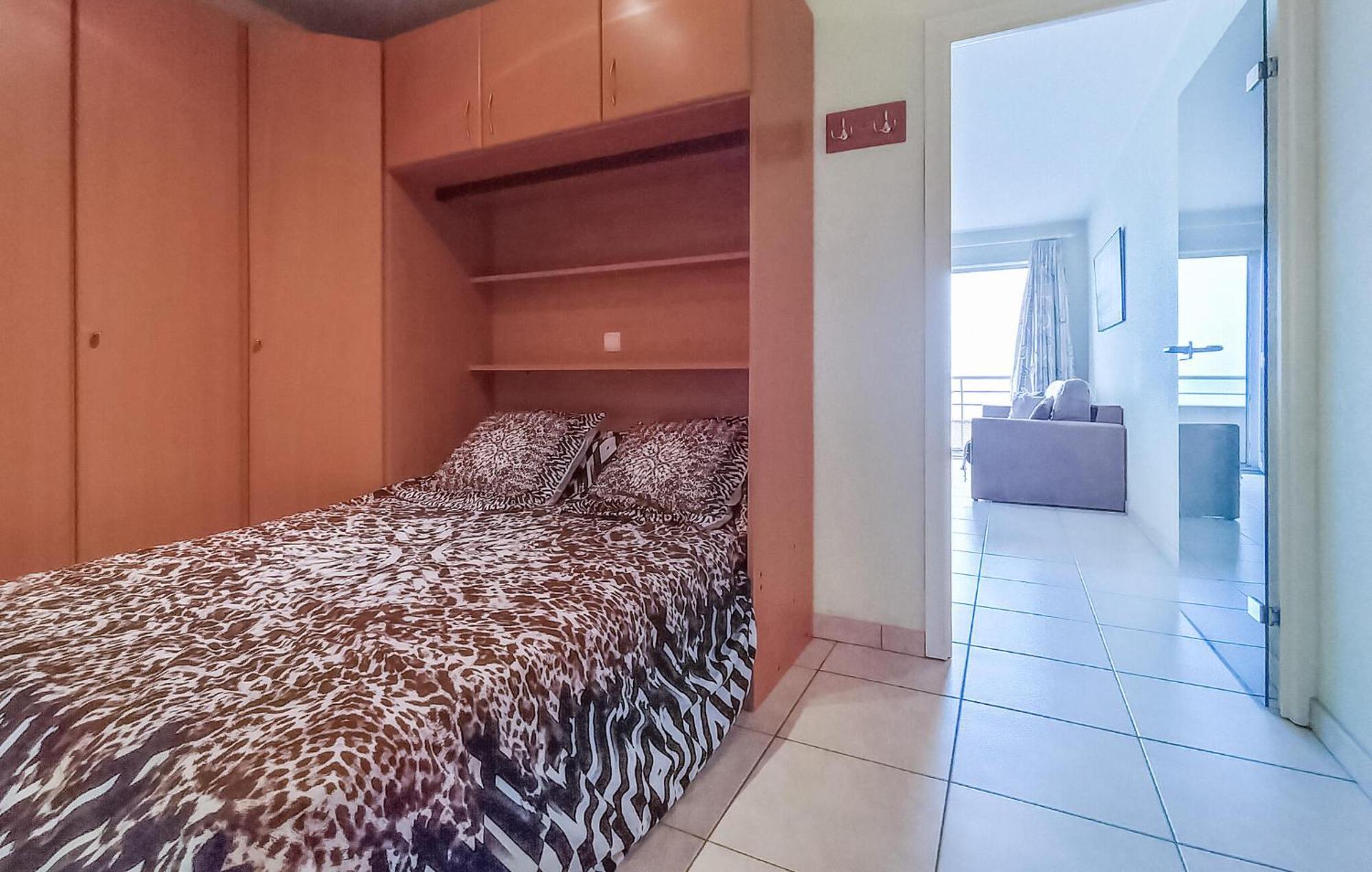 Awesome Apartment In Oostende With House Sea View Εξωτερικό φωτογραφία